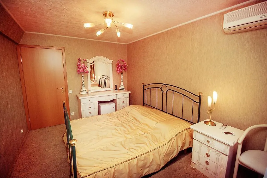 Druzhba Hotel And Restaurant-1